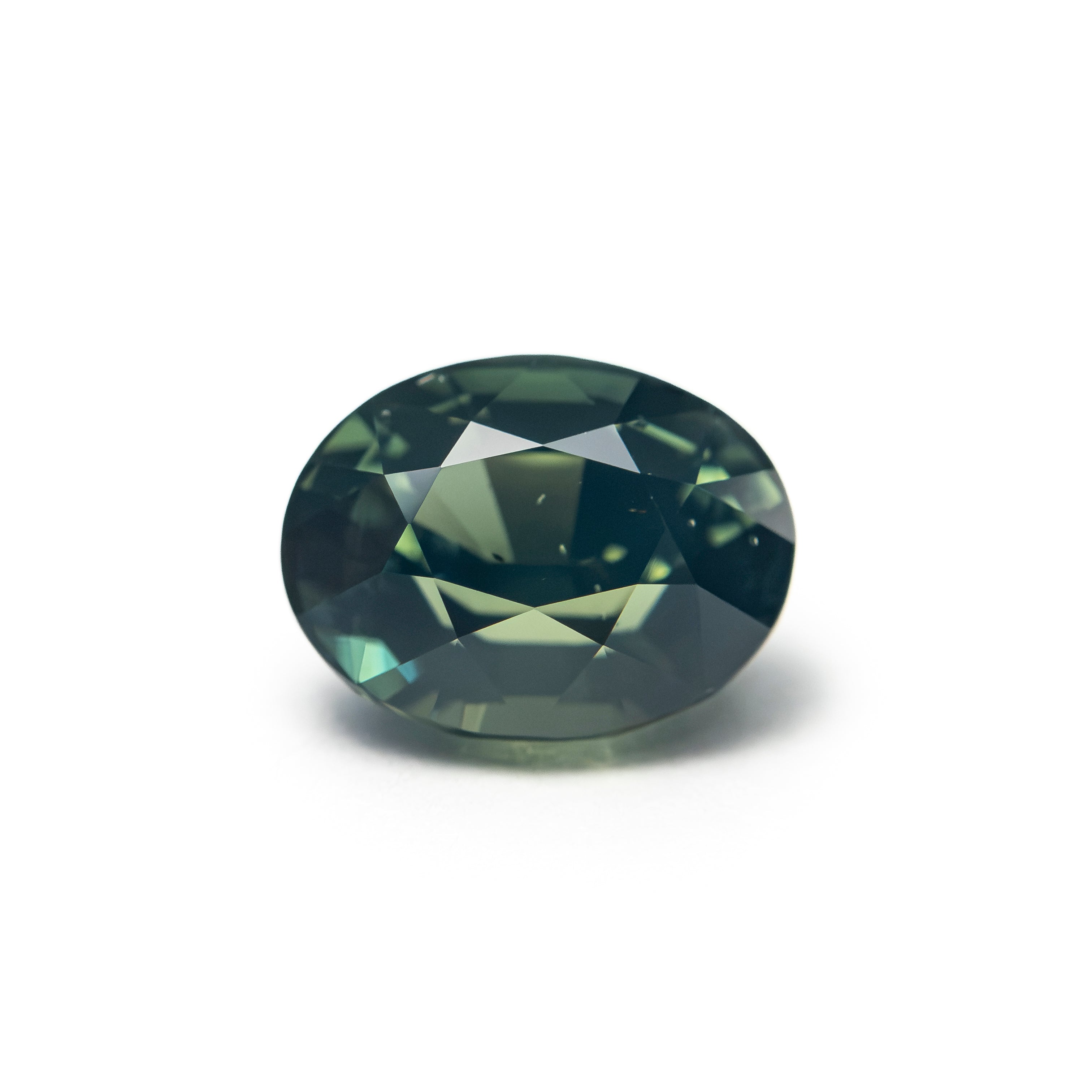 1.99ct 7.98x6.09x4.95mm Oval Brilliant Sapphire 28307-01 - Lelya - bespoke engagement and wedding rings made in Scotland, UK