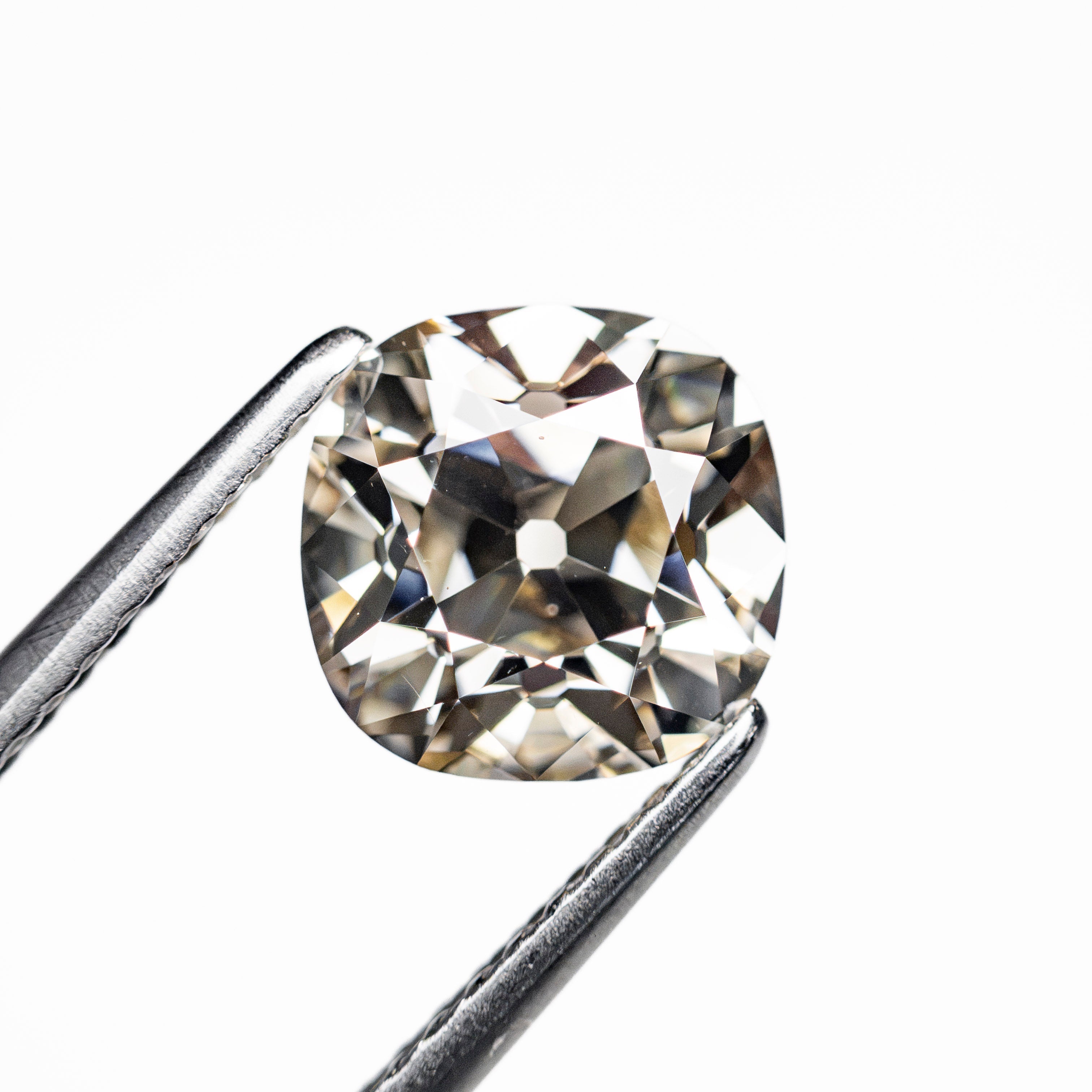 2.01ct 7.31x7.44x4.98mm VS2 Q-R Modern Antique Cushion Brilliant 🇨🇦 28317-01 - Lelya - bespoke engagement and wedding rings made in Scotland, UK