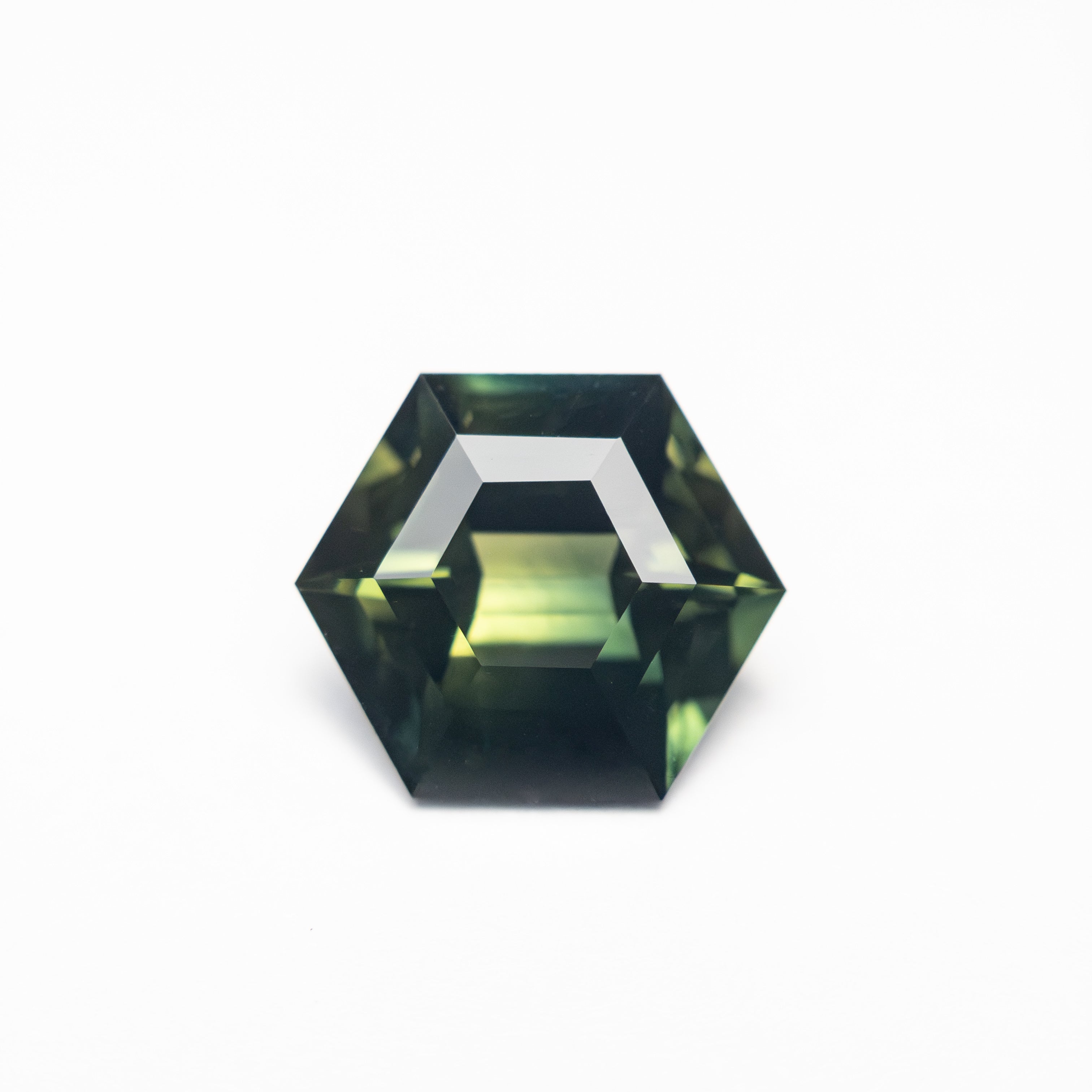 2.06ct 8.69x7.62x4.17mm Hexagon Step Cut Sapphire 27321 - 02 - Lelya - bespoke engagement and wedding rings made in Scotland, UK