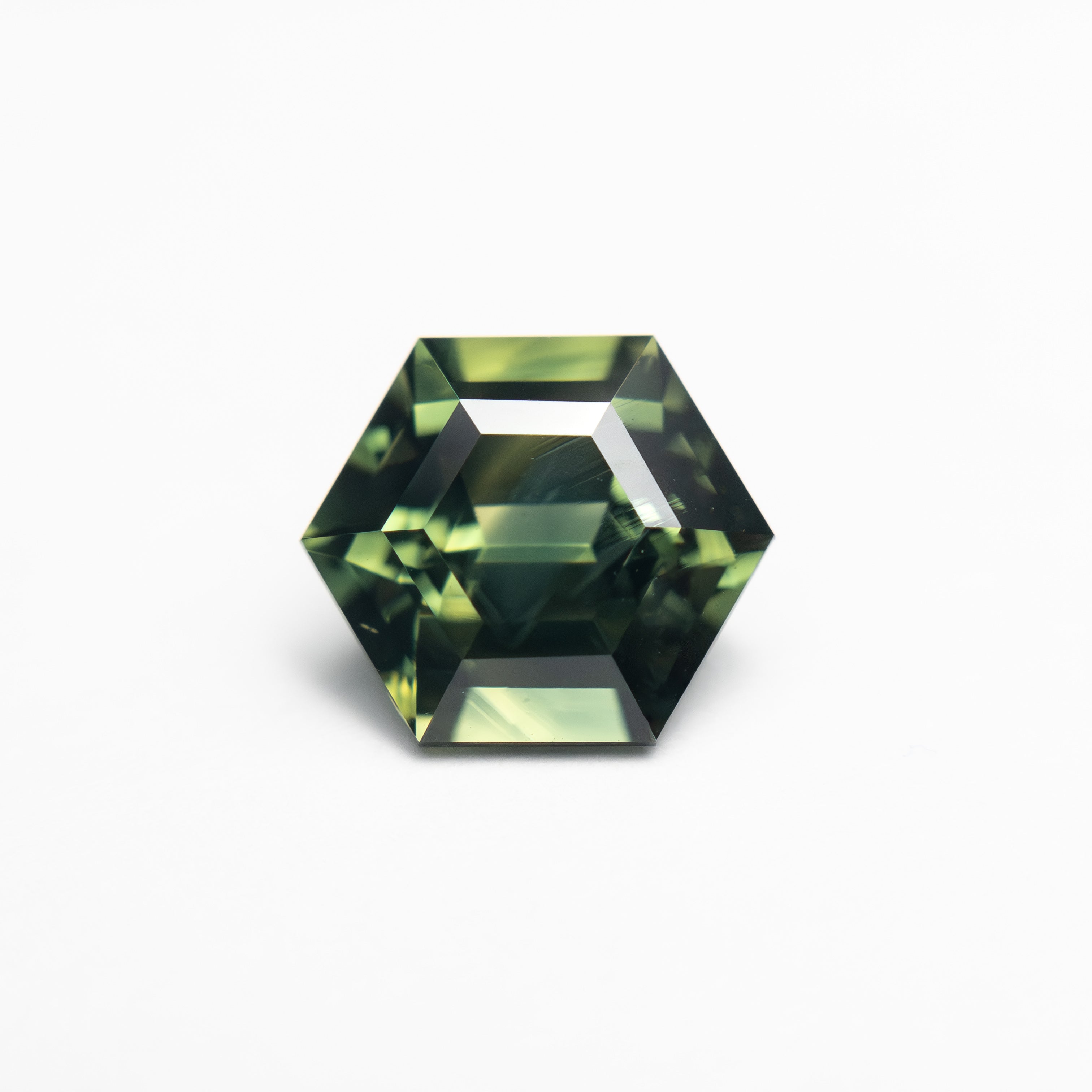 2.21ct 8.35x7.26x4.85mm Hexagon Step Cut Sapphire 27321 - 01 - Lelya - bespoke engagement and wedding rings made in Scotland, UK