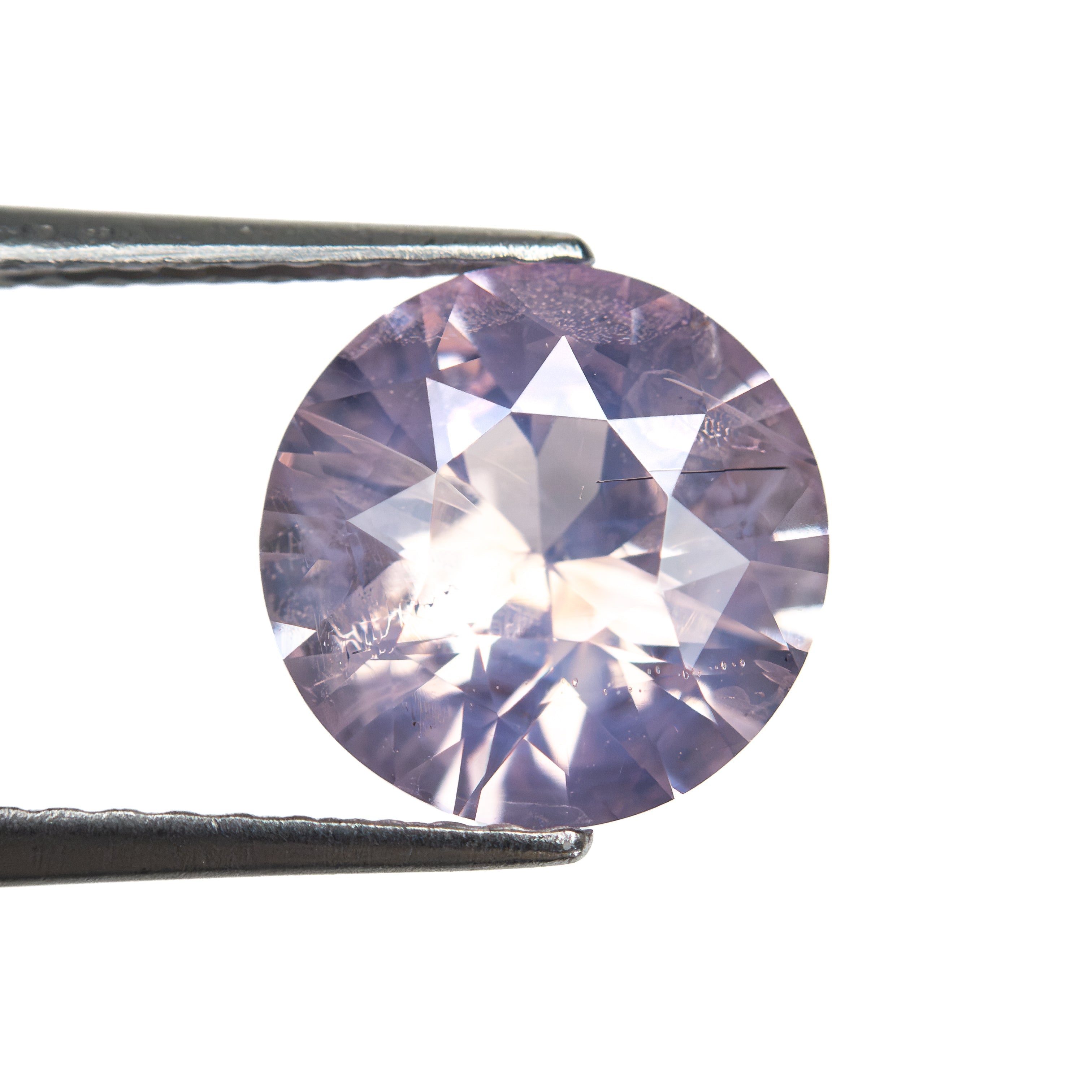2.44ct 8.49x8.48x4.76mm Round Brilliant Sapphire 28239-01 - Lelya - bespoke engagement and wedding rings made in Scotland, UK