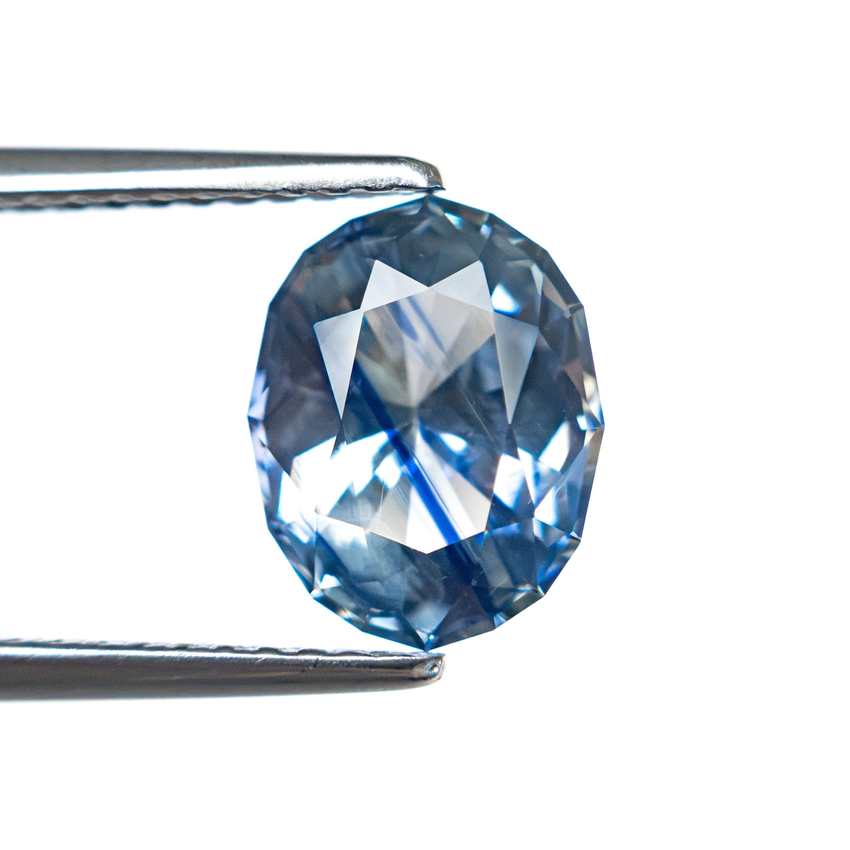 2.49ct 9.22x7.18x4.73mm Geo Oval Brilliant Sapphire 28203-01 - Lelya - bespoke engagement and wedding rings made in Scotland, UK