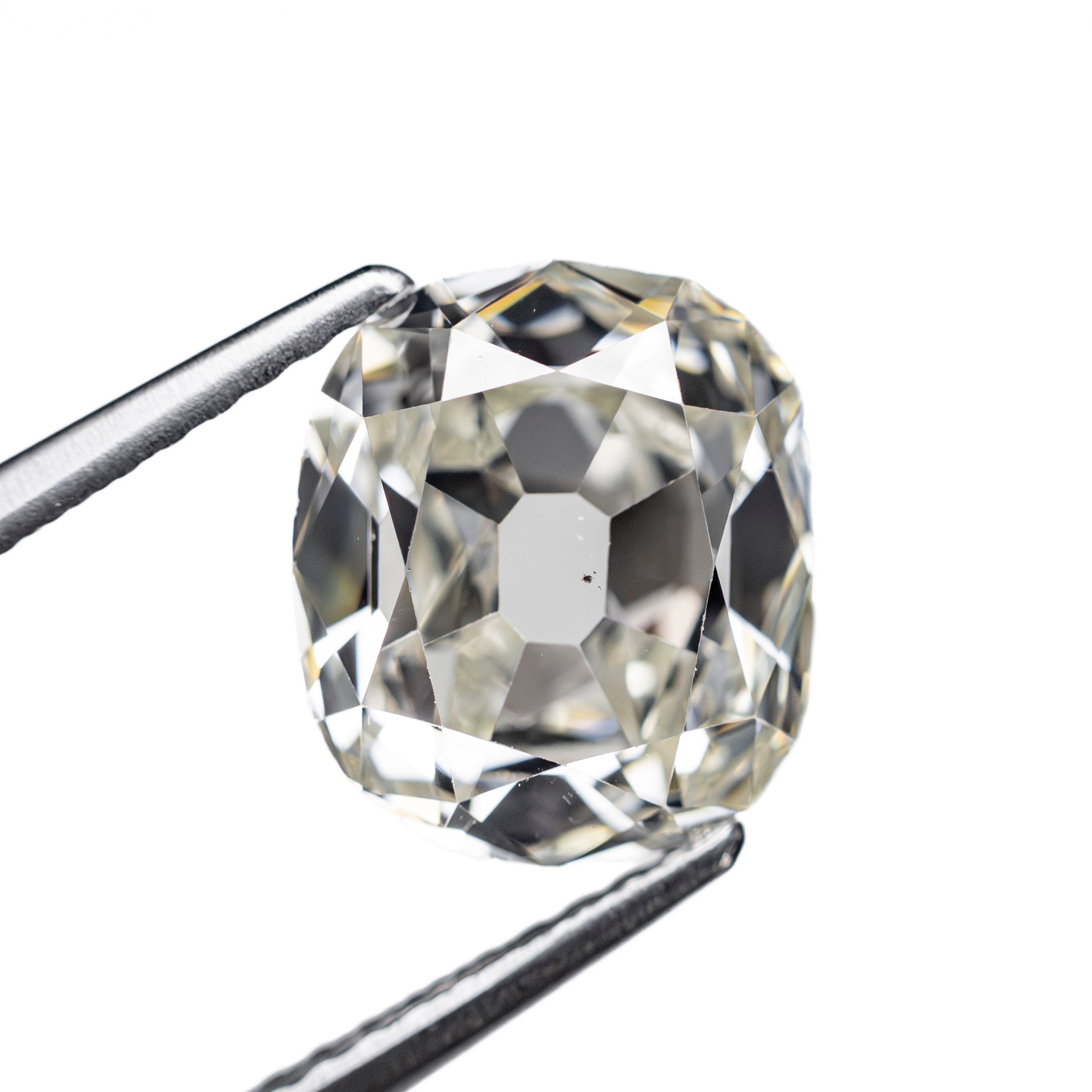 2.52ct 9.41x8.12x3.97mm SI1 K Antique Old Mine Cut 28037-01 - Lelya - bespoke engagement and wedding rings made in Scotland, UK