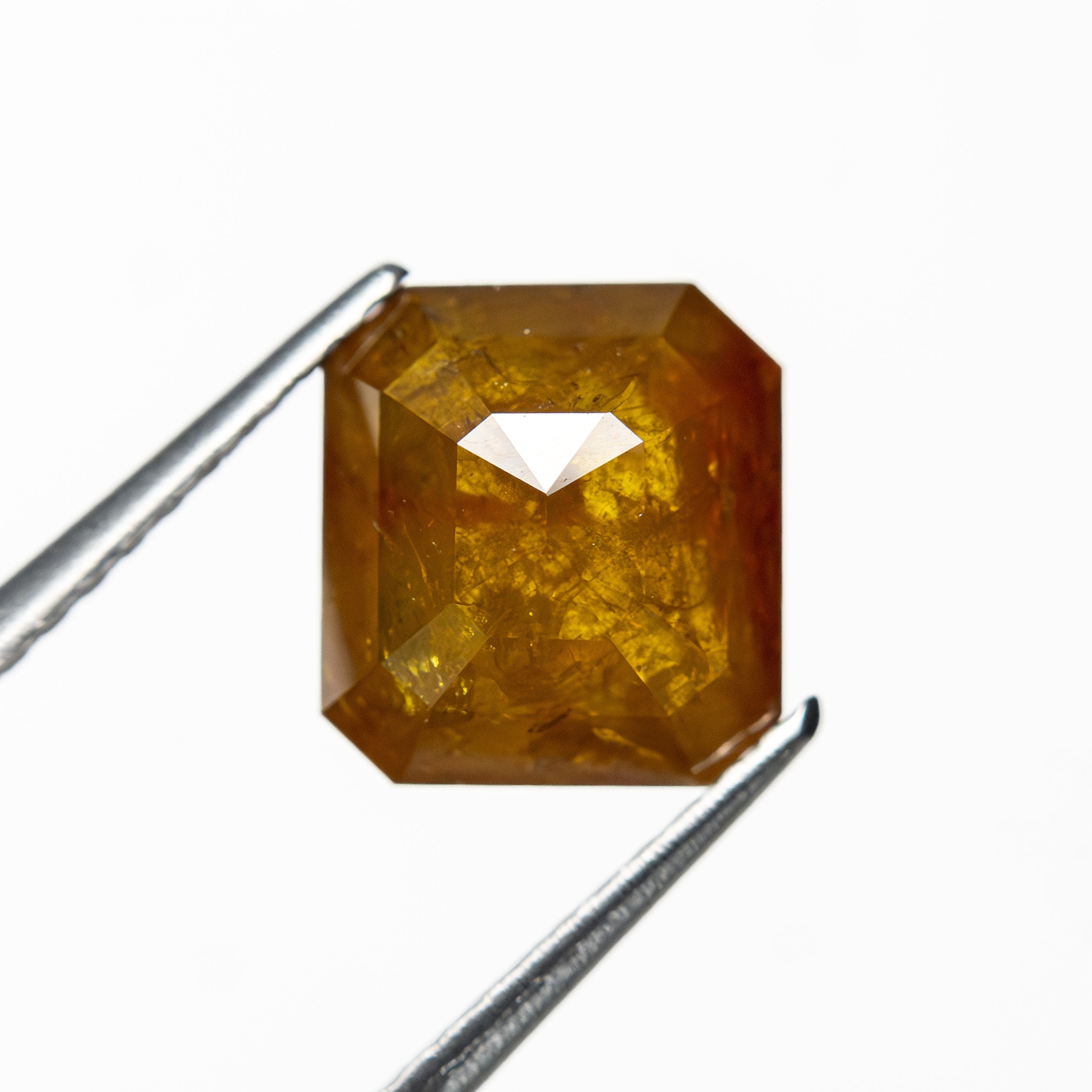 2.56ct 7.74x7.11x4.22mm Cut Corner Rectangle Rosecut 27557 - 01 - Lelya - bespoke engagement and wedding rings made in Scotland, UK