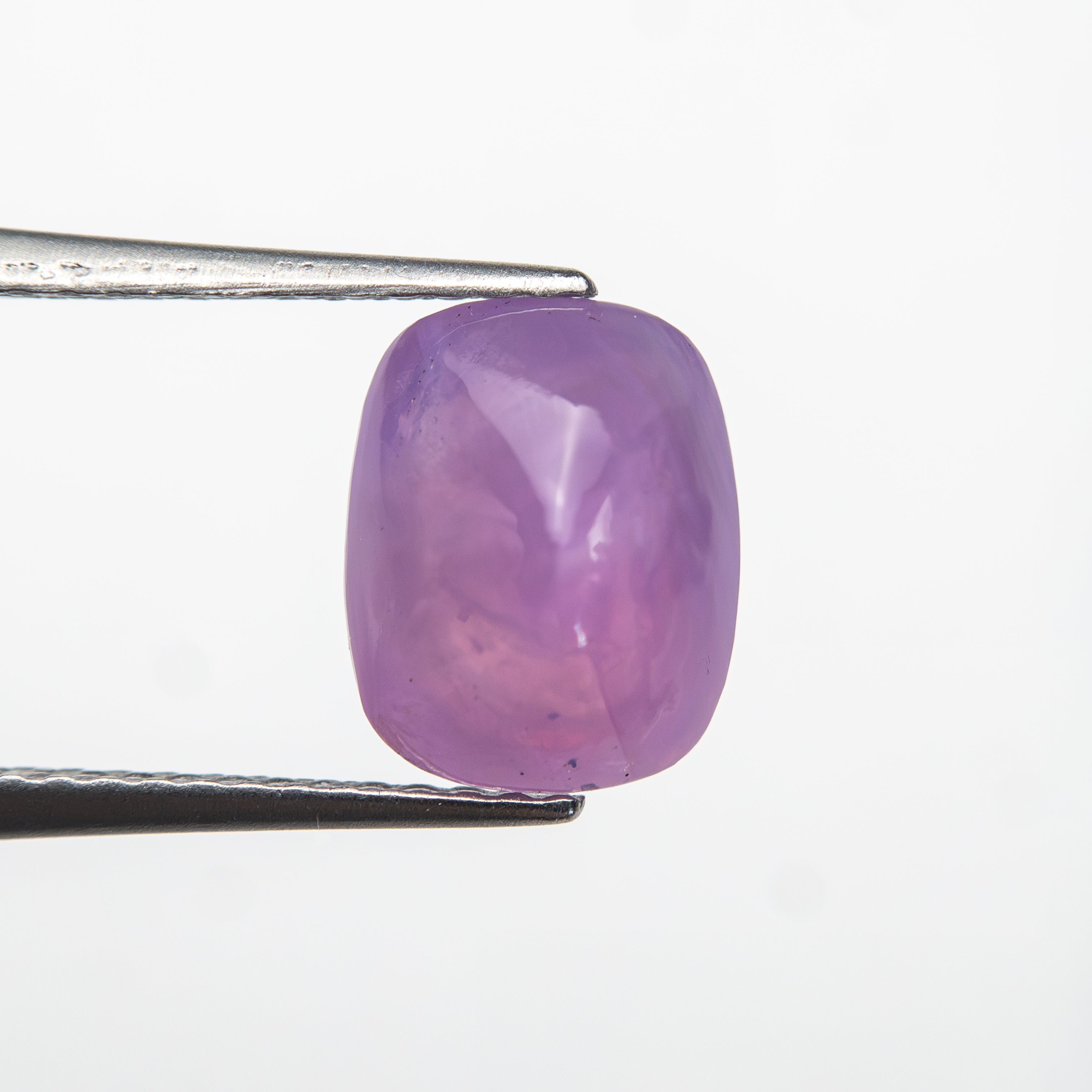 2.96ct 9.00x7.20x5.29mm Sugarloaf Cabochon Sapphire 28220-01 - Lelya - bespoke engagement and wedding rings made in Scotland, UK