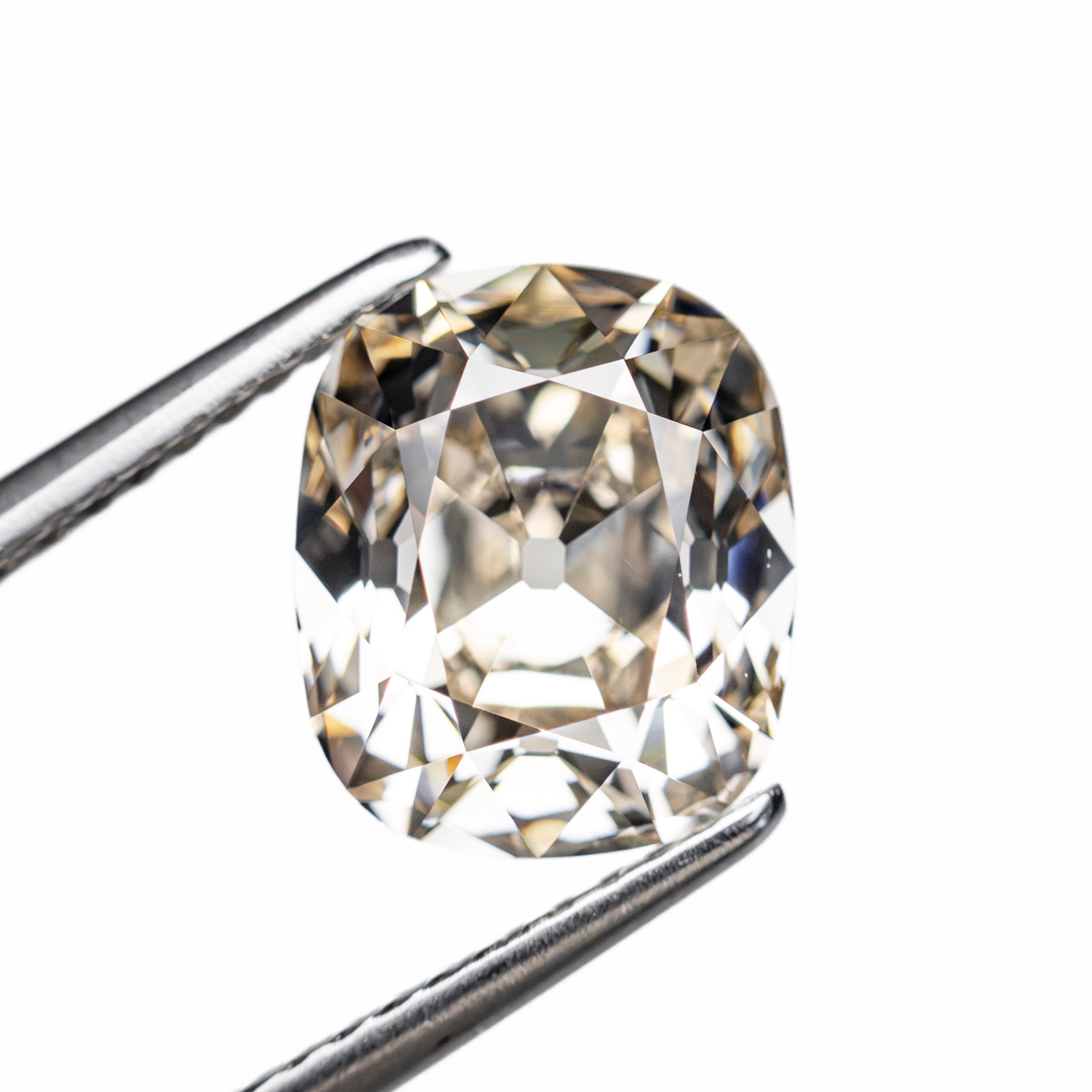 3.03ct 9.30x7.81x5.35mm VS1 L Modern Antique Old Mine Cut 🇨🇦 27936-01 - Lelya - bespoke engagement and wedding rings made in Scotland, UK