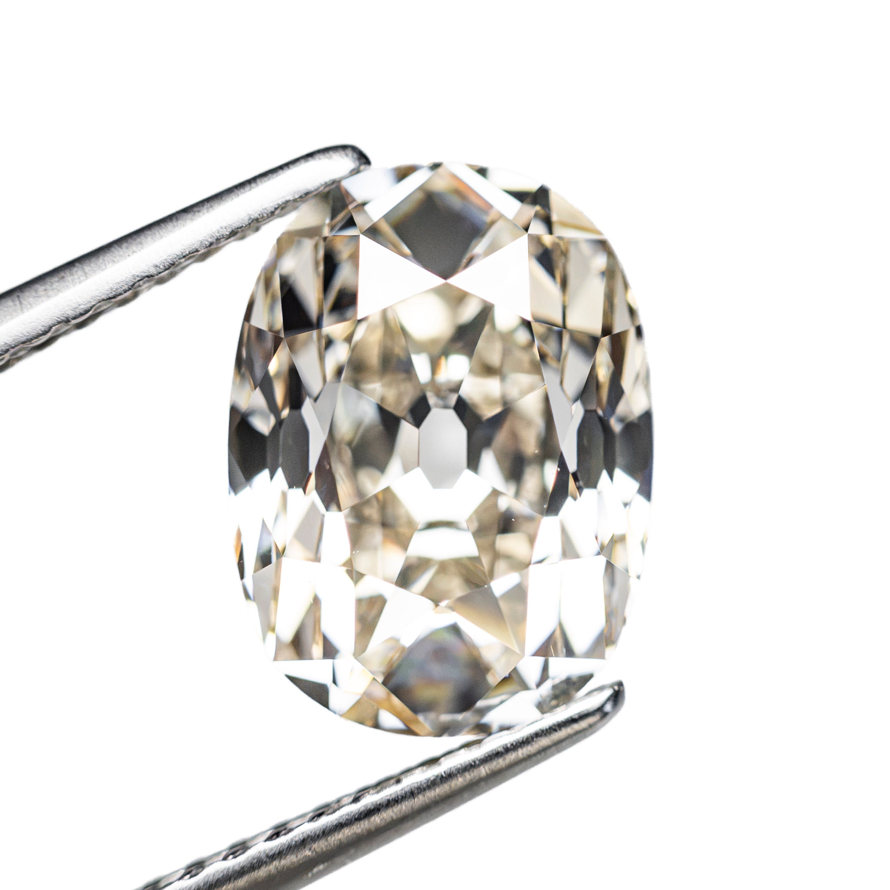 3.52ct 10.66x7.90x5.51mm VS1 K Modern Antique Old Mine Cut 🇨🇦 27937-01 - Lelya - bespoke engagement and wedding rings made in Scotland, UK