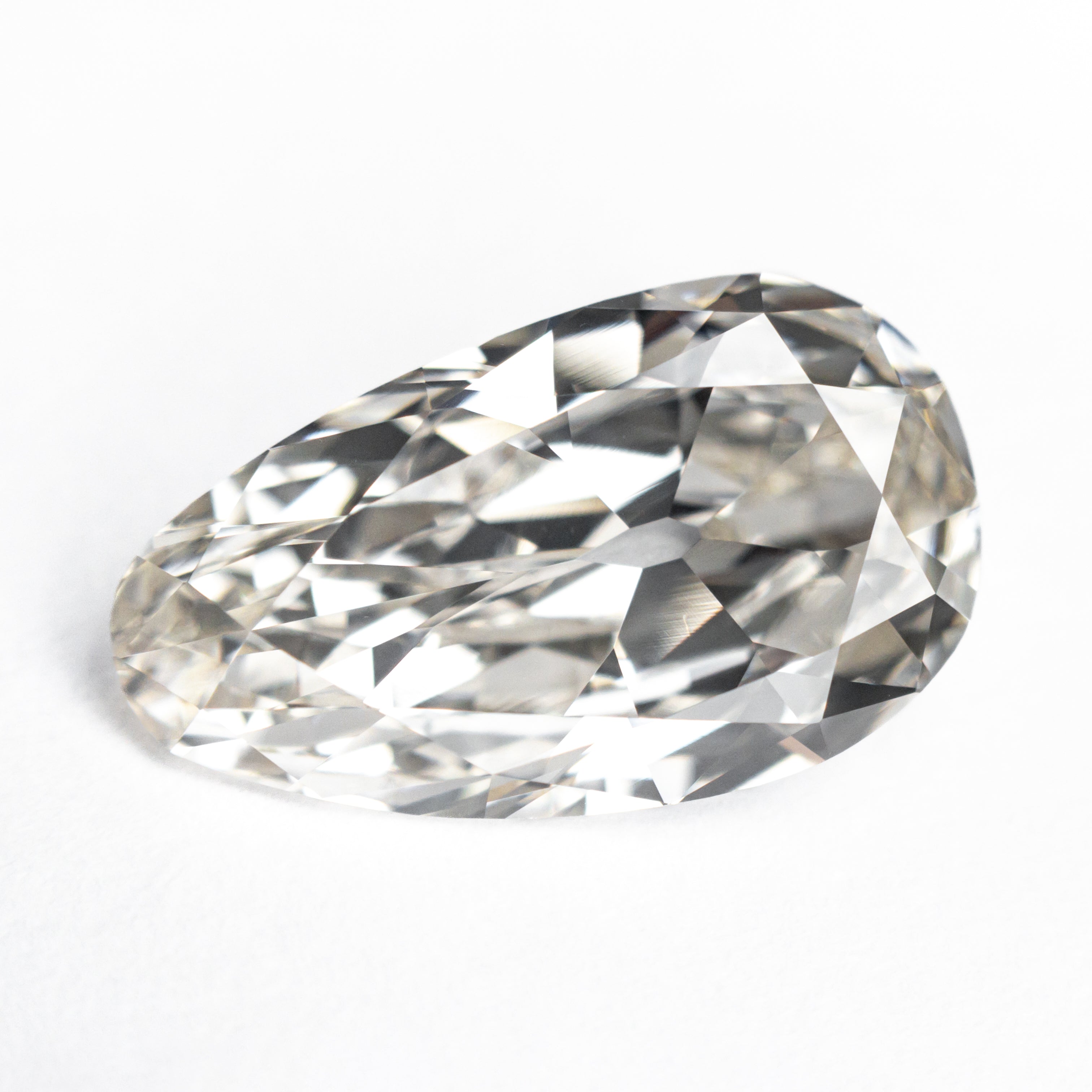 3.89ct 14.79x8.52x4.36mm VS1 K Modern Antique Pear Brilliant 25918 - 01 - Lelya - bespoke engagement and wedding rings made in Scotland, UK