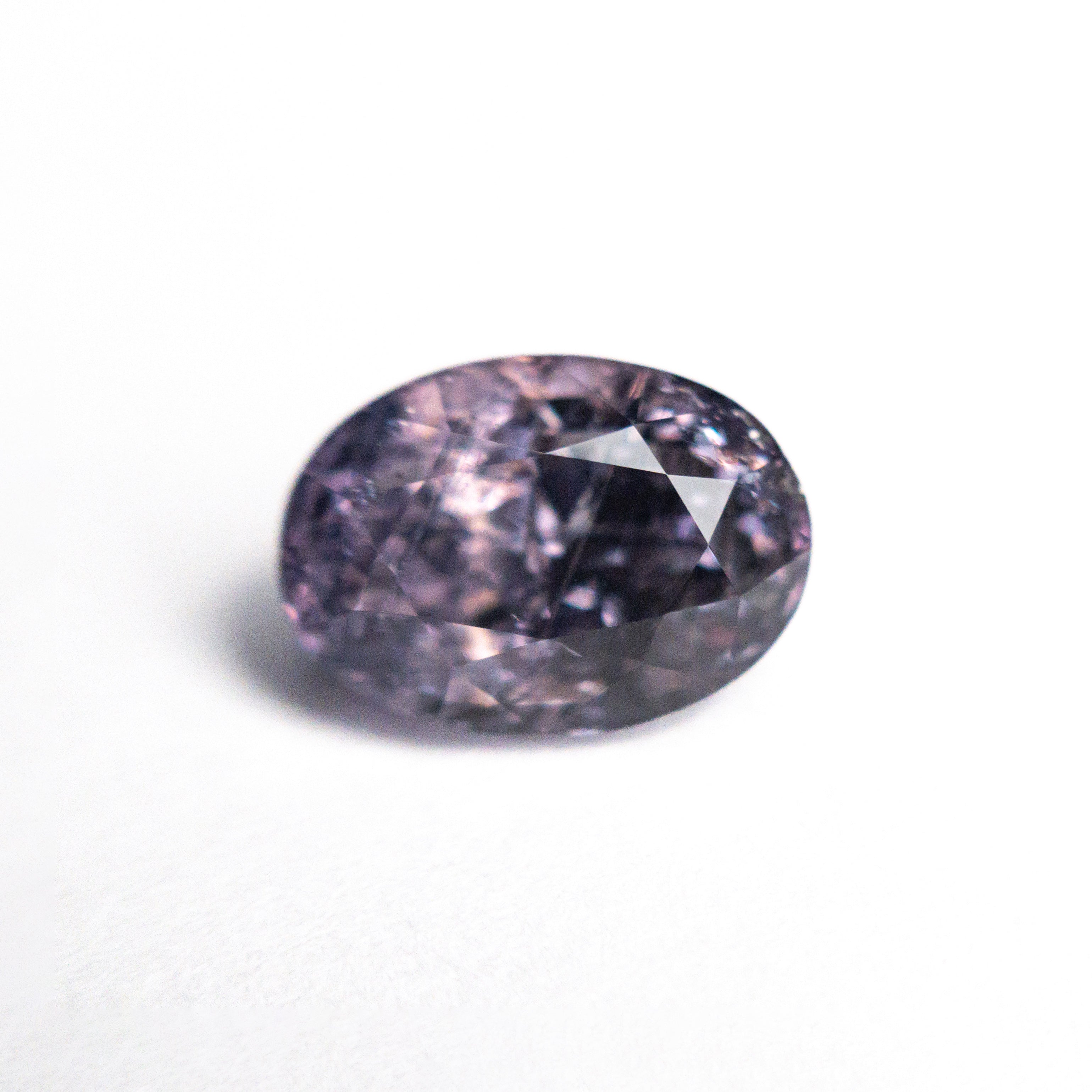 4.04ct 9.78x7.00x6.48mm Oval Brilliant Sapphire 25936 - 01 - Lelya - bespoke engagement and wedding rings made in Scotland, UK