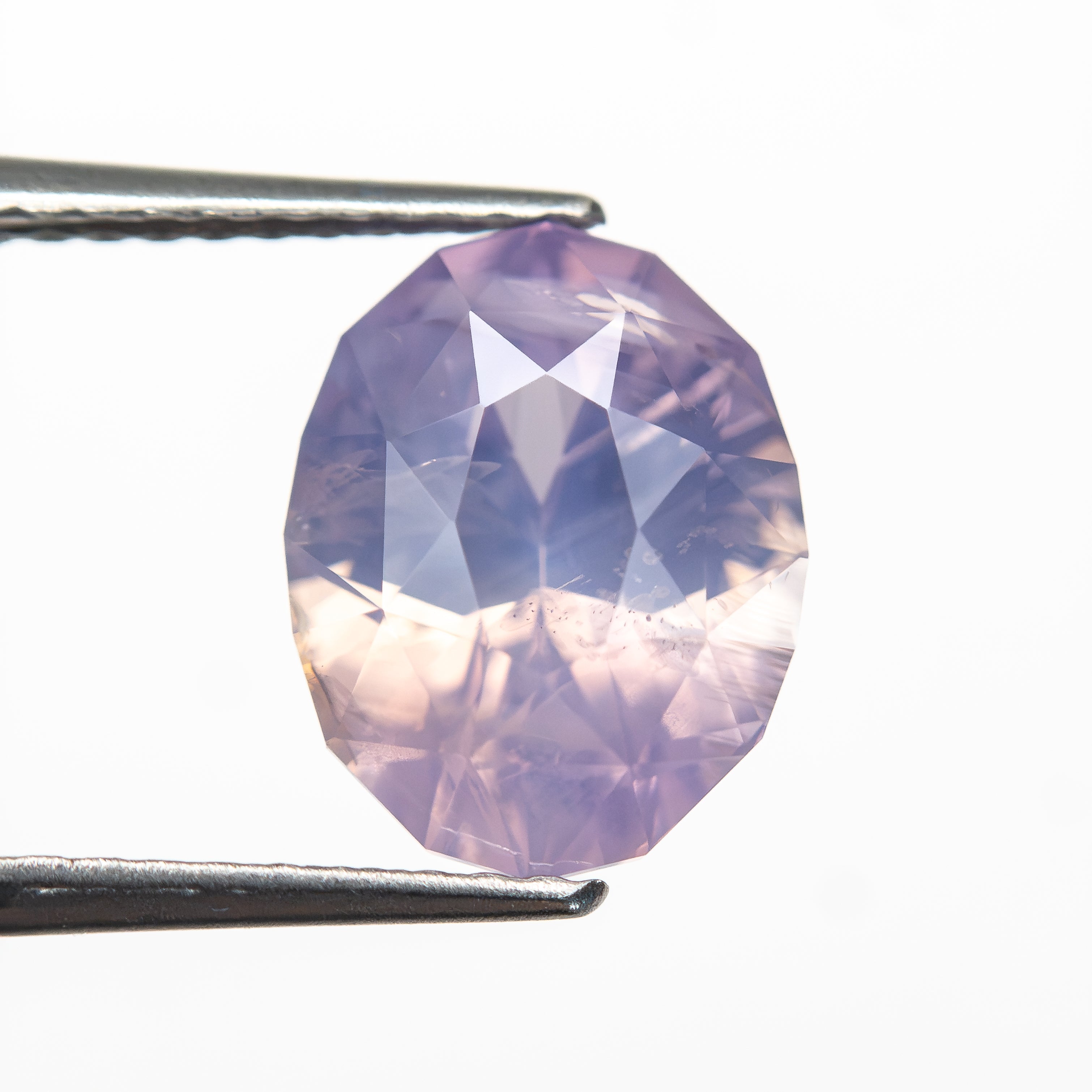 4.11ct 10.20x7.94x6.27mm Oval Brilliant Sapphire 28247-01 - Lelya - bespoke engagement and wedding rings made in Scotland, UK